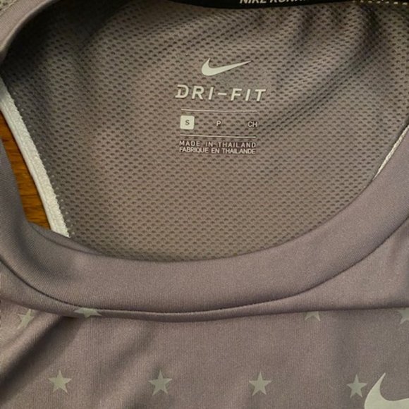 Nike tank top dri-fit running NWT women's size small - Picture 4 of 8